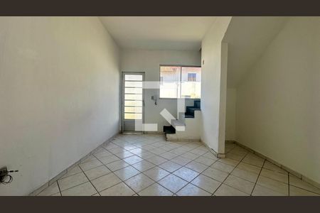 Sala de casa à venda com 2 quartos, 50m² em Fonte Grande, Contagem