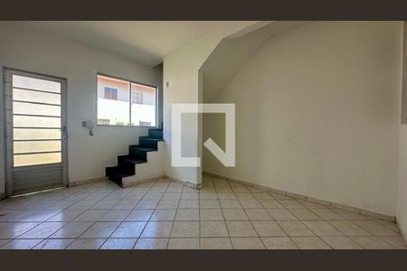 Sala de casa à venda com 2 quartos, 50m² em Fonte Grande, Contagem