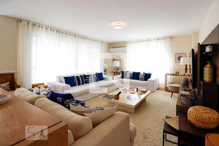 Casa para alugar com 4 quartos, 450m² em Recreio dos Bandeirantes, Rio de Janeiro