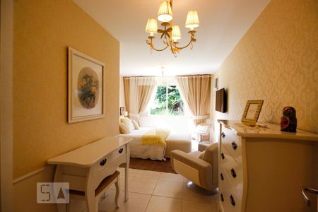 Casa para alugar com 4 quartos, 450m² em Recreio dos Bandeirantes, Rio de Janeiro