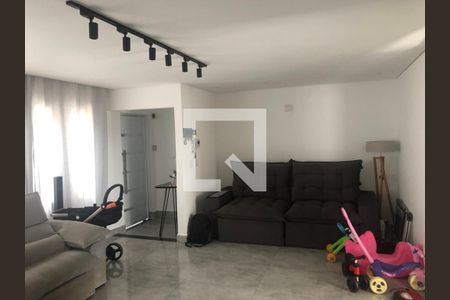 Foto 06 de casa à venda com 2 quartos, 451m² em Jardim Ivone, São Paulo