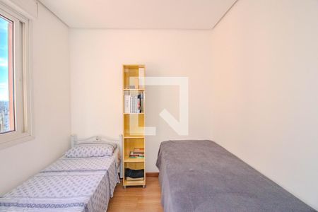 Quarto 2 de apartamento à venda com 3 quartos, 192m² em Chácara das Pedras, Porto Alegre