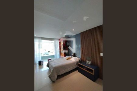 Casa à venda com 5 quartos, 675m² em Barra da Tijuca, Rio de Janeiro