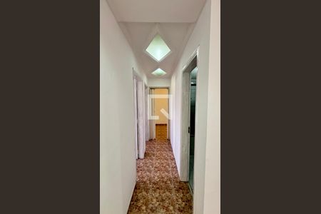 Corredor de apartamento para alugar com 3 quartos, 62m² em Jardim Utinga, Santo André