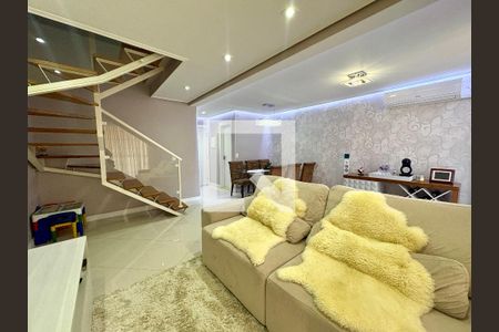 Sala de casa de condomínio à venda com 3 quartos, 95m² em Engordadouro, Jundiaí