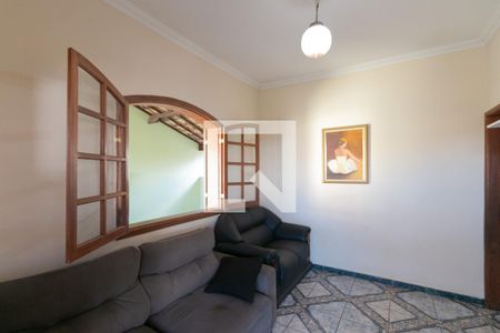 Sala de casa à venda com 4 quartos, 301m² em Sinimbu, Belo Horizonte