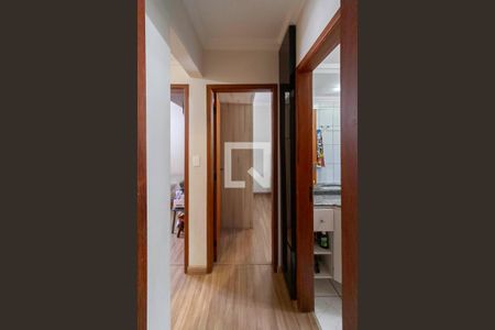 Corredor de apartamento à venda com 3 quartos, 64m² em Ouro Preto, Belo Horizonte