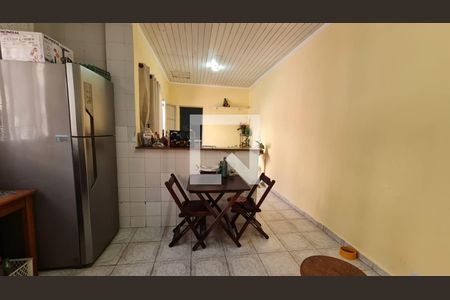 Casa à venda com 3 quartos, 263m² em Liberdade, São Paulo