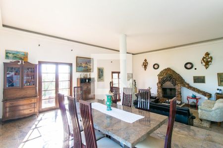 Sala de casa de condomínio para alugar com 5 quartos, 900m² em Jardim Passargada I, Cotia