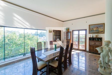 Sala de casa de condomínio para alugar com 5 quartos, 900m² em Jardim Passargada I, Cotia