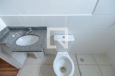 Banheiro da Suíte de apartamento para alugar com 2 quartos, 57m² em Jardim Guanabara, Belo Horizonte