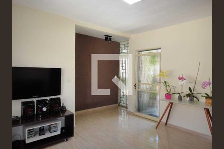 Sala de casa à venda com 3 quartos, 300m² em Ouro Preto, Belo Horizonte
