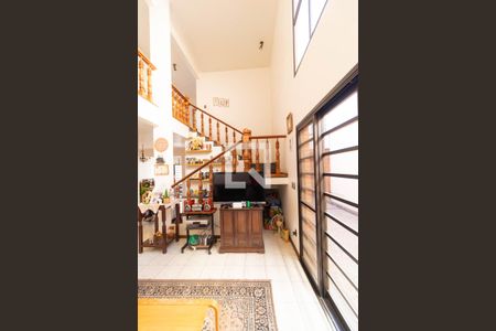 Salas de casa para alugar com 5 quartos, 450m² em Jardim Guanabara, Campinas