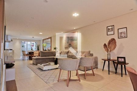 Sala de casa à venda com 3 quartos, 240m² em Vila Mariza Mazzei, São Paulo