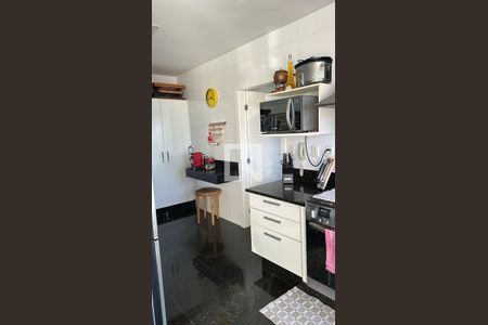 Cozinha de apartamento à venda com 4 quartos, 220m² em Vila da Serra, Nova Lima