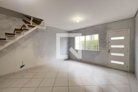 Sala de casa de condomínio para alugar com 2 quartos, 117m² em Ipiranga, São Paulo