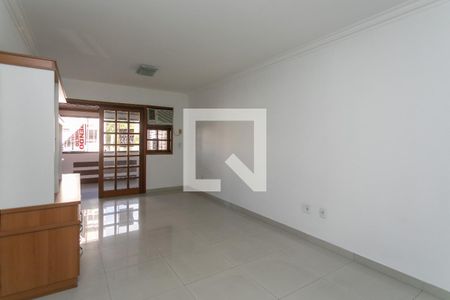 Sala de apartamento para alugar com 3 quartos, 115m² em Passo D’areia, Porto Alegre
