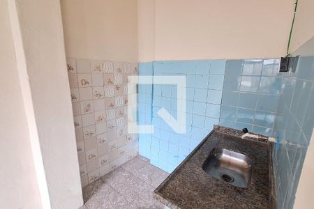Cozinha de kitnet/studio para alugar com 1 quarto, 20m² em Vila Leopoldina, Duque de Caxias
