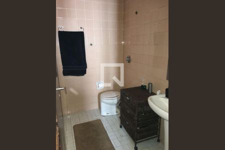 Banheiro de casa à venda com 3 quartos, 150m² em Parque Continental, São Paulo