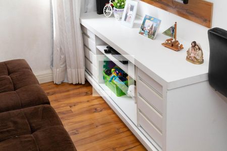 Sala de apartamento à venda com 2 quartos, 43m² em Jardim Cocaia, Guarulhos