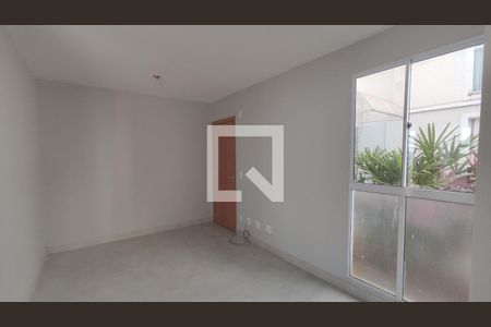 Sala de apartamento à venda com 2 quartos, 60m² em Chácara Cotia, Contagem