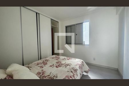 Quarto de apartamento à venda com 2 quartos, 65m² em Fernão Dias, Belo Horizonte