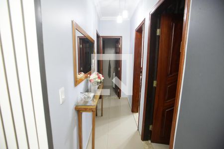 Corredor de casa para alugar com 3 quartos, 250m² em Taquara, Rio de Janeiro