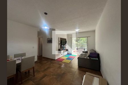 Sala de apartamento para alugar com 2 quartos, 87m² em Jardim Tupanci, Barueri