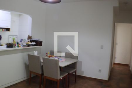 Sala de apartamento para alugar com 2 quartos, 87m² em Jardim Tupanci, Barueri