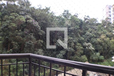 Sacada de apartamento para alugar com 2 quartos, 87m² em Jardim Tupanci, Barueri