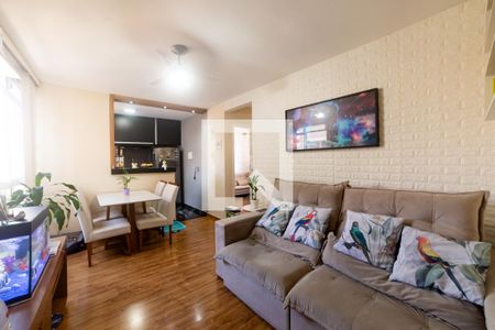 Sala de apartamento à venda com 2 quartos, 45m² em Pirajá, Belo Horizonte