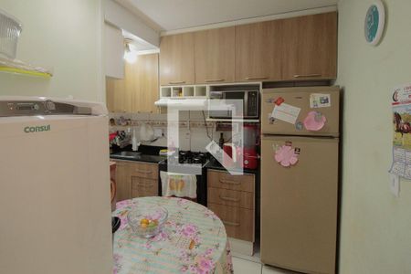 Cozinha de apartamento à venda com 2 quartos, 38m² em Parque Santa Fé, Porto Alegre
