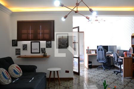 Sala de TV de casa para alugar com 3 quartos, 321m² em Jardim Utinga, Santo André