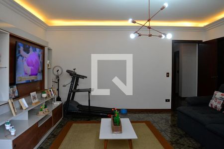 Sala de TV de casa para alugar com 3 quartos, 321m² em Jardim Utinga, Santo André