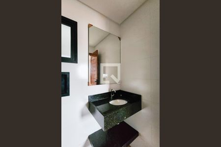 Banheiro de kitnet/studio para alugar com 1 quarto, 28m² em Jardim do Mar, São Bernardo do Campo