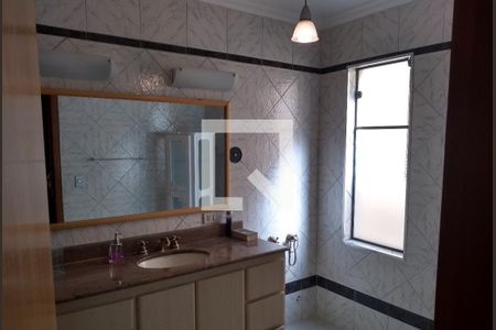 Banheiro 2 da casa 1 de casa à venda com 7 quartos, 700m² em Jardim Paraíso, São Paulo