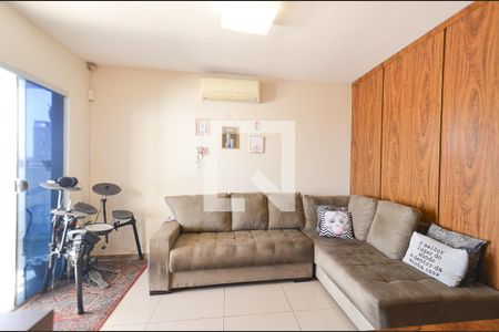Sala 2 de apartamento à venda com 3 quartos, 164m² em Nova Floresta, Belo Horizonte