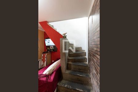 Escada de casa à venda com 3 quartos, 595m² em Vila Moraes, São Paulo