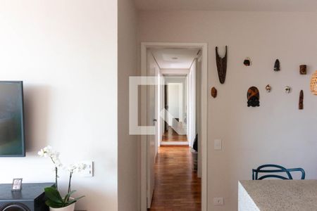 Corredor de apartamento para alugar com 3 quartos, 98m² em Moema, São Paulo