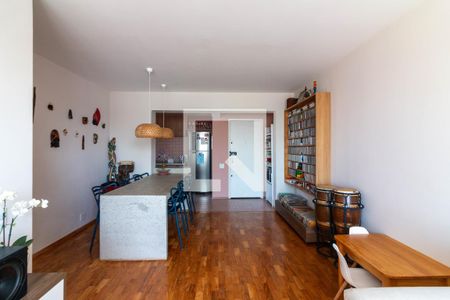 Sala de apartamento para alugar com 3 quartos, 98m² em Moema, São Paulo