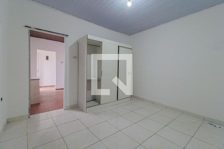 Quarto de casa para alugar com 1 quarto, 70m² em Jardim Haydee, Mauá