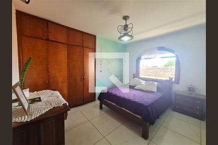 Casa à venda com 3 quartos, 400m² em Interlagos, São Paulo