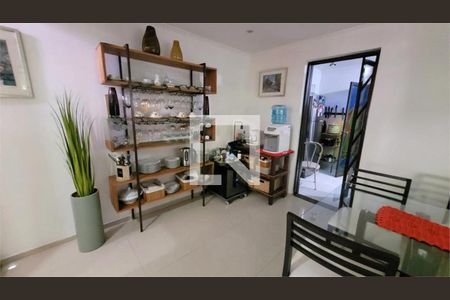 Casa de Condomínio à venda com 3 quartos, 122m² em Vila Campo Grande, São Paulo