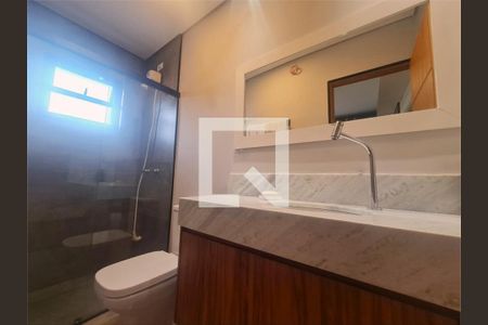 Casa à venda com 3 quartos, 172m² em Jardim Santa Helena, São Paulo