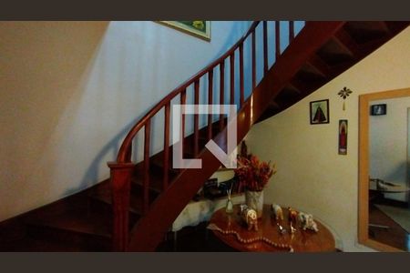 Escada de casa à venda com 6 quartos, 350m² em Maranhão, São Paulo