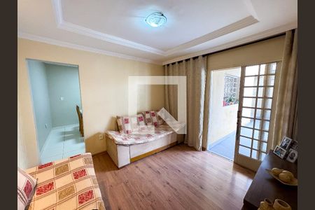 Sala de casa à venda com 2 quartos, 280m² em Fonte Grande, Contagem