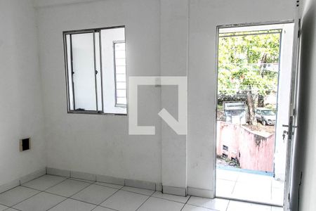 Sala de casa para alugar com 3 quartos, 65m² em Tancredo Neves, Salvador