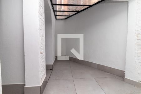 Corredor de casa para alugar com 3 quartos, 150m² em Alto da Lapa, São Paulo