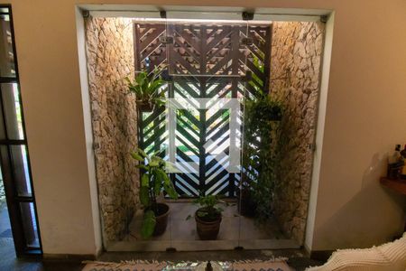 Jardim de Inverno de casa de condomínio à venda com 4 quartos, 1100m² em Piratininga, Niterói