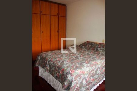 Casa à venda com 3 quartos, 166m² em Jardim Jussara, São Paulo